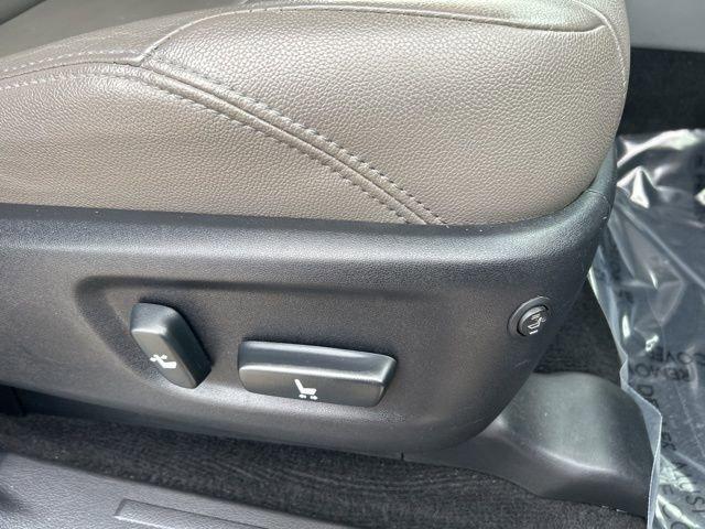 2013 Toyota 4Runner Vehicle Photo in MEDINA, OH 44256-9631