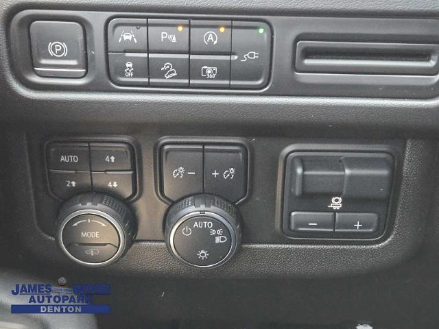2022 Chevrolet Tahoe Vehicle Photo in DENTON, TX 76210-9321