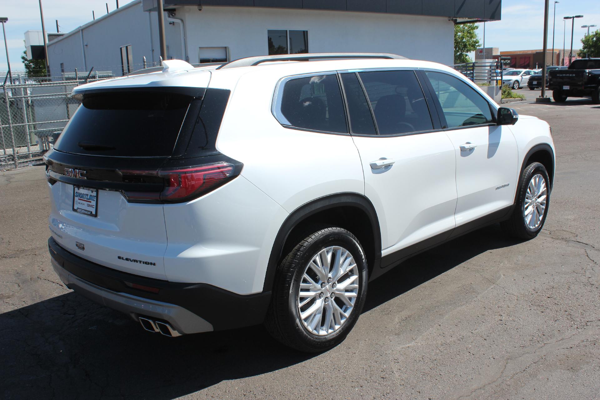 2025 GMC Acadia Vehicle Photo in AURORA, CO 80012-4011