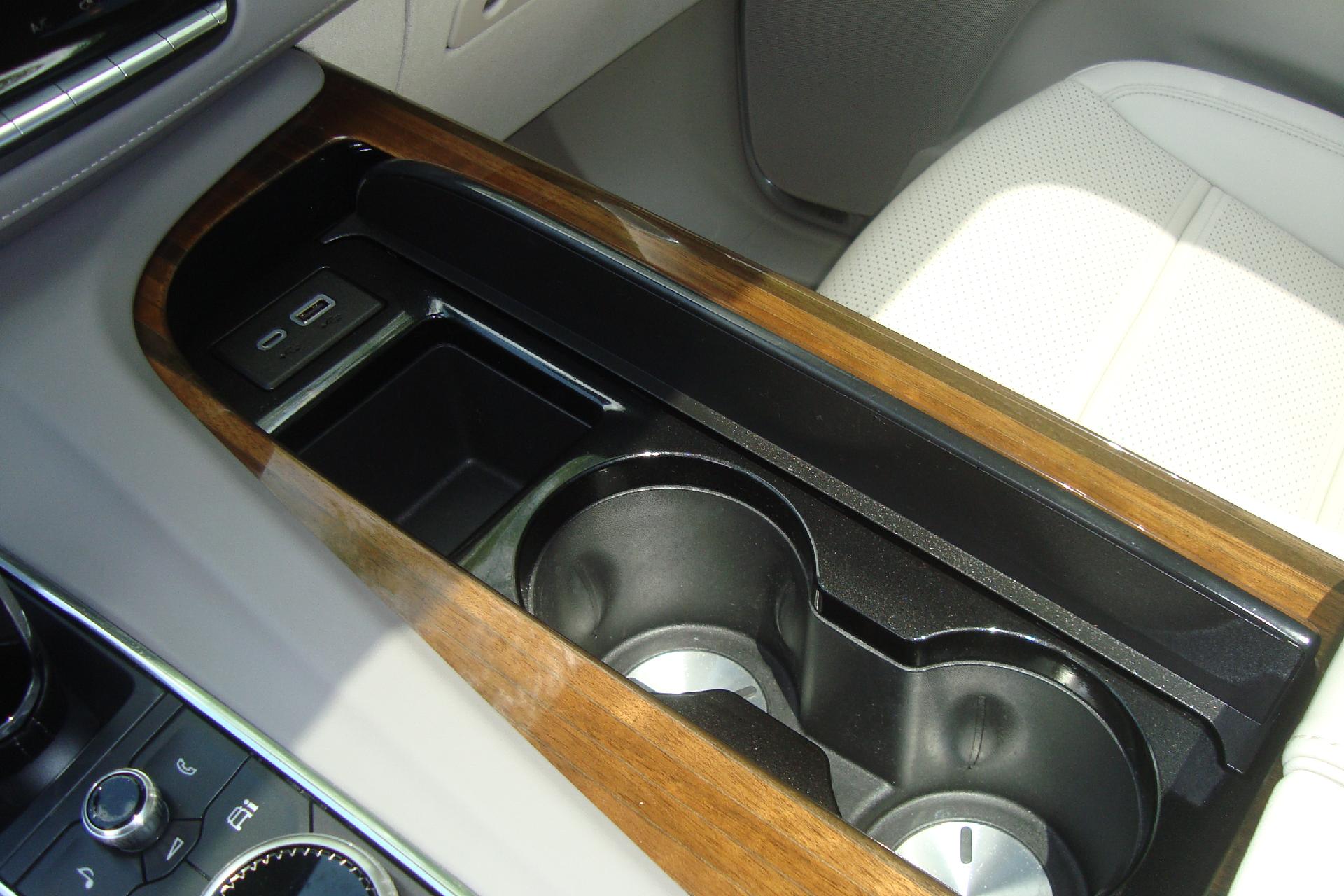2024 Cadillac Escalade Vehicle Photo in PORTSMOUTH, NH 03801-4196