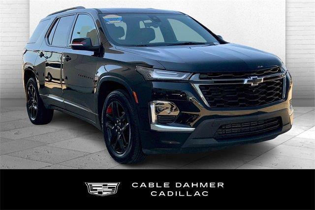Select 2022 Chevrolet Traverse