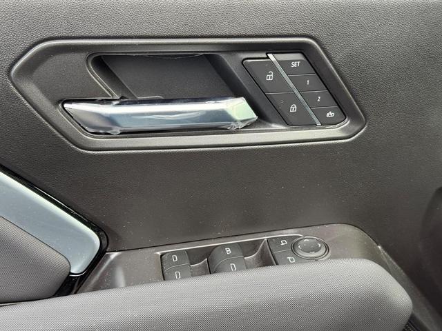 2025 Chevrolet Colorado Vehicle Photo in COLUMBIA, MO 65203-3903