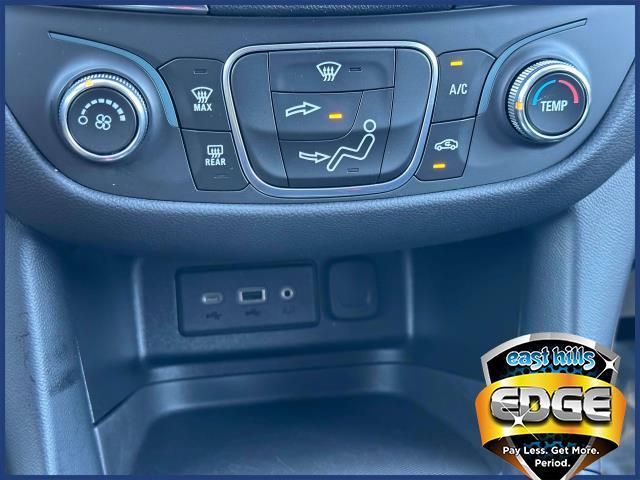 2022 Chevrolet Equinox Vehicle Photo in Roslyn, NY 11576