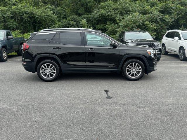 2024 GMC Terrain Vehicle Photo in LEOMINSTER, MA 01453-2952