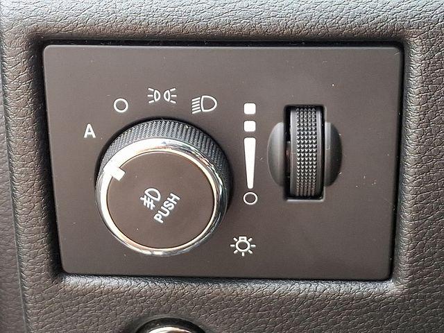 2015 Jeep Grand Cherokee Vehicle Photo in WATERTOWN, CT 06795-3318