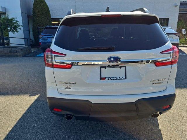 2024 Subaru Ascent Vehicle Photo in Pleasant Hills, PA 15236