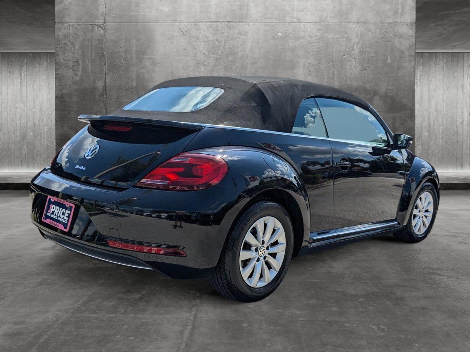 2018 Volkswagen Beetle Convertible Vehicle Photo in Winter Park, FL 32792