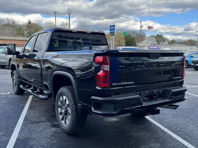 2025 Chevrolet Silverado 2500 HD Vehicle Photo in GARDNER, MA 01440-3110