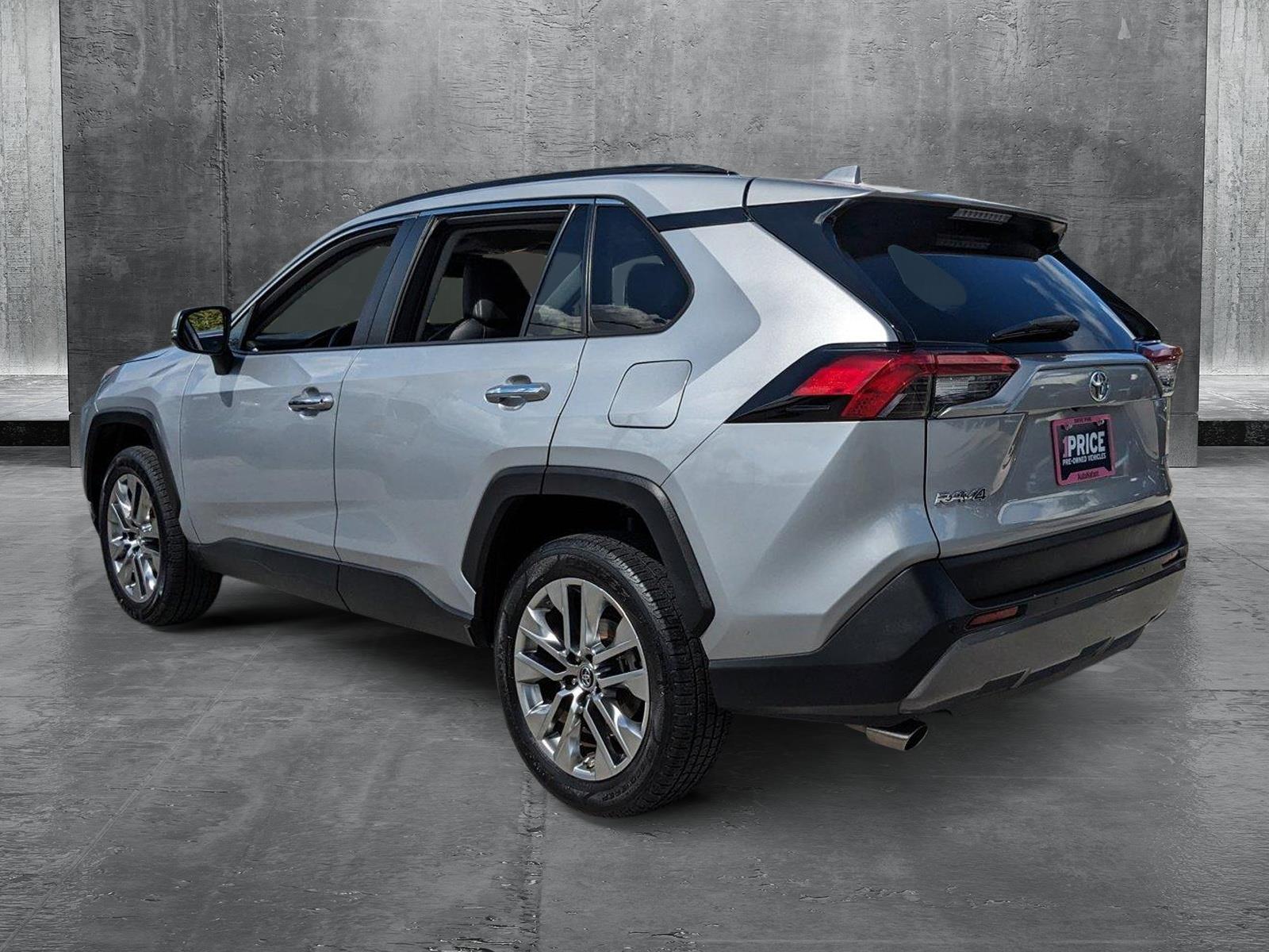 2019 Toyota RAV4 Vehicle Photo in Winter Park, FL 32792