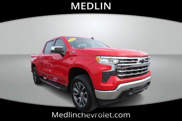 Used 2023 Chevrolet Silverado 1500 LT with VIN 2GCUDDED8P1126940 for sale in Ayden, NC