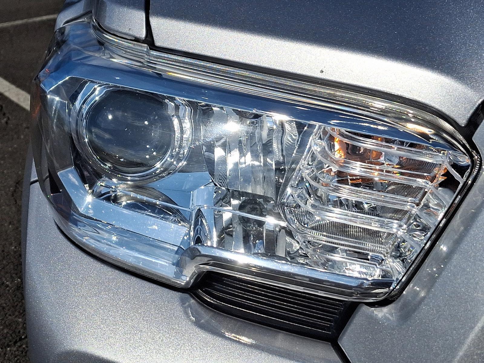 2021 Toyota Tacoma 4WD Vehicle Photo in Trevose, PA 19053