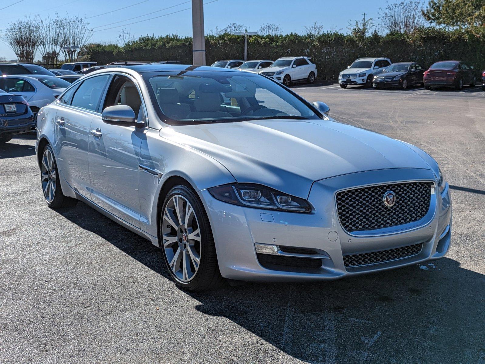 2016 Jaguar XJ Vehicle Photo in Maitland, FL 32751