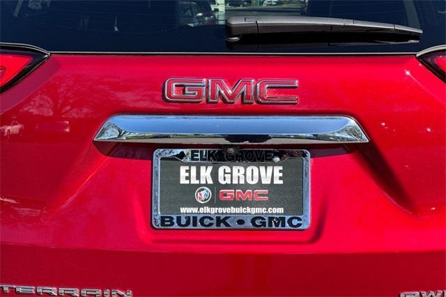 2024 GMC Terrain Vehicle Photo in ELK GROVE, CA 95757-8703