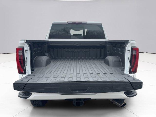 2024 GMC Sierra 2500 HD Vehicle Photo in LEOMINSTER, MA 01453-2952