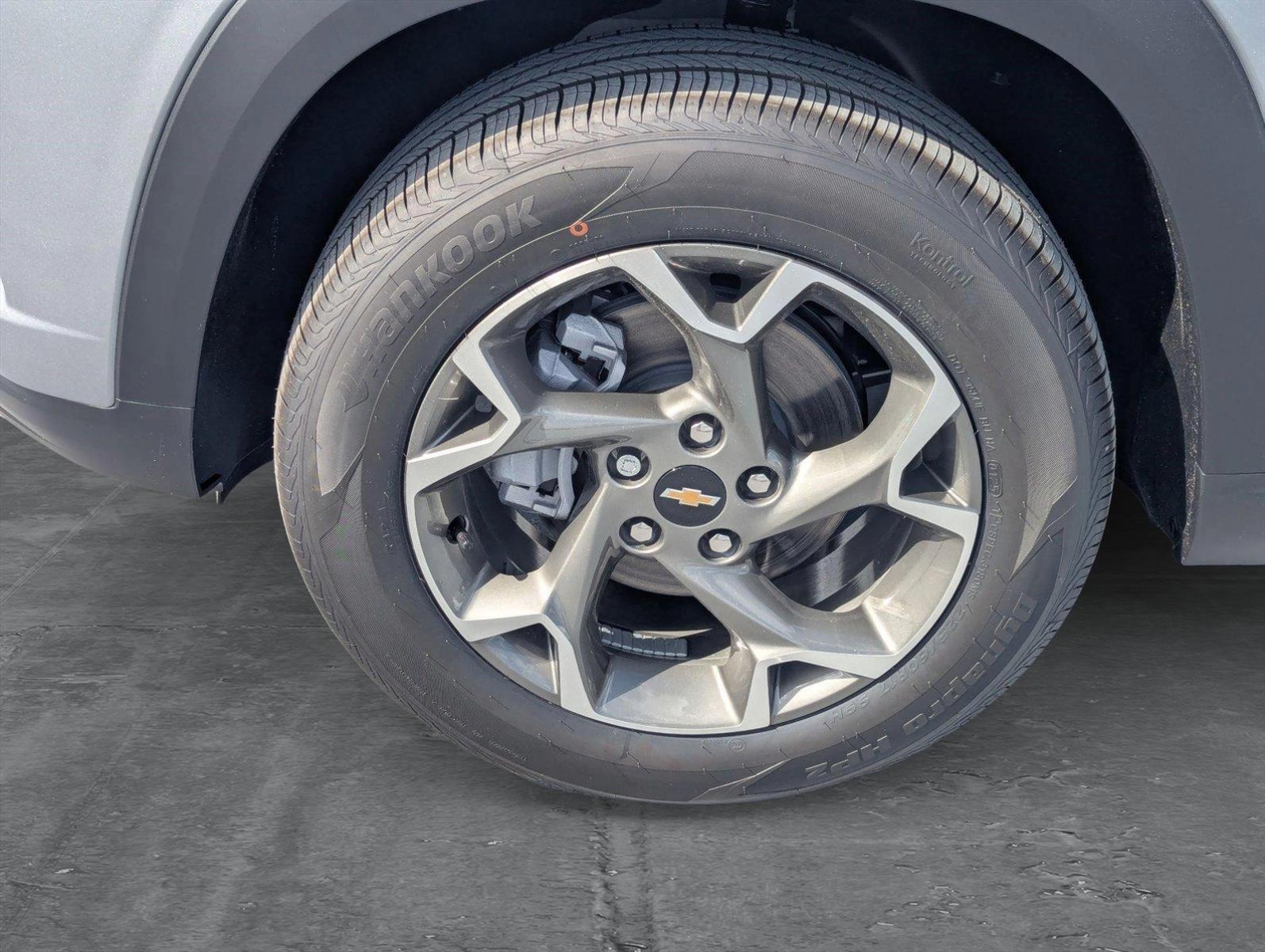 2025 Chevrolet Trax Vehicle Photo in PEMBROKE PINES, FL 33024-6534