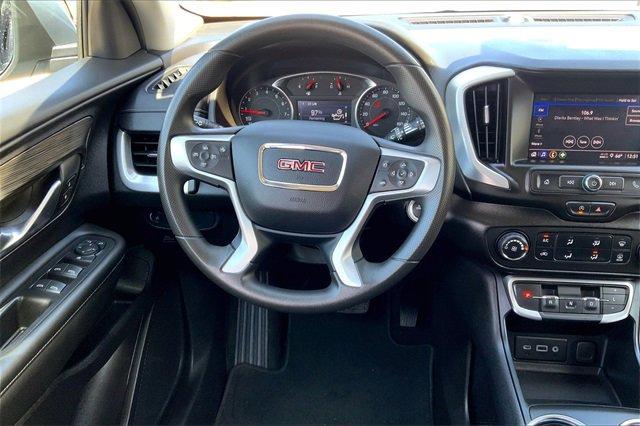 2024 GMC Terrain Vehicle Photo in TOPEKA, KS 66609-0000