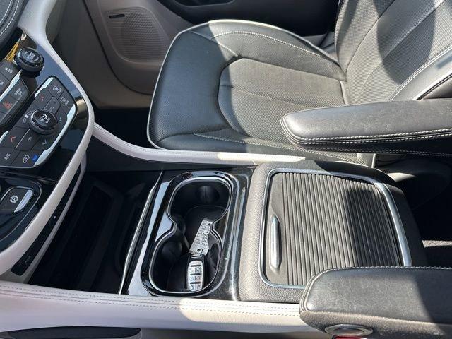 2021 Chrysler Pacifica Vehicle Photo in MEDINA, OH 44256-9631