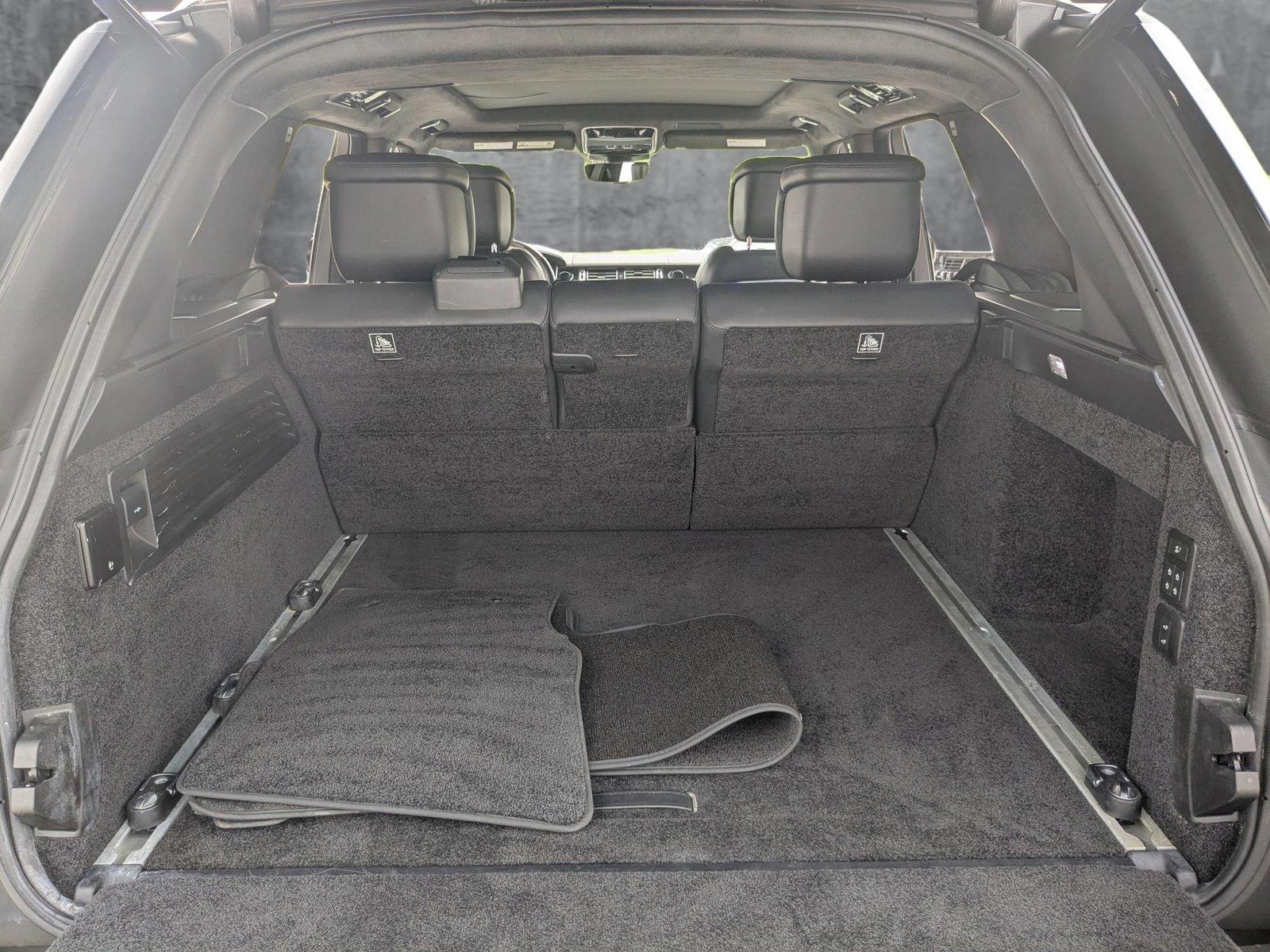 2019 Land Rover Range Rover Vehicle Photo in Cockeysville, MD 21030