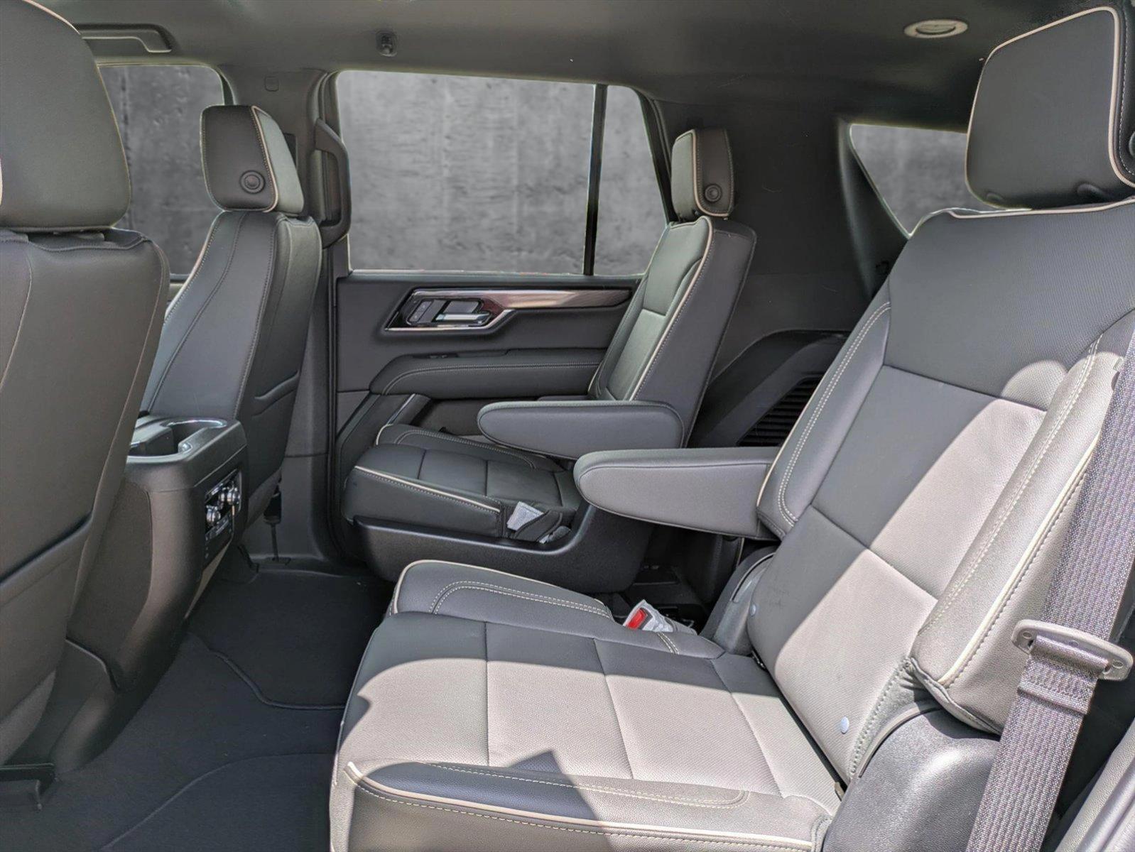 2025 GMC Yukon Vehicle Photo in GOLDEN, CO 80401-3850