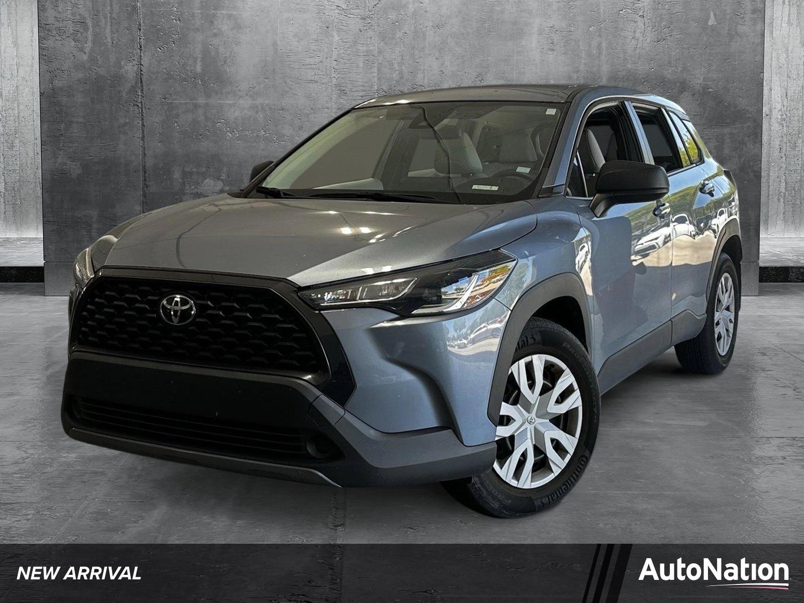 2022 Toyota Corolla Cross Vehicle Photo in Hollywood, FL 33021