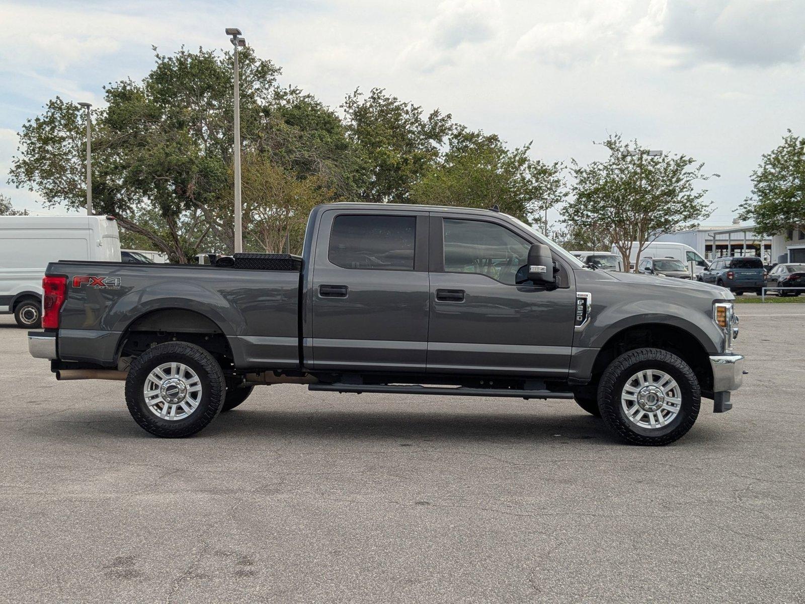 2019 Ford Super Duty F-250 SRW Vehicle Photo in St. Petersburg, FL 33713