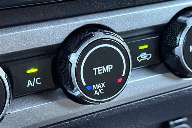 2023 Toyota Tacoma 4WD Vehicle Photo in ELK GROVE, CA 95757-8703