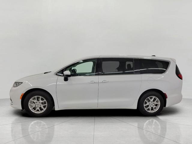 2023 Chrysler Pacifica Vehicle Photo in Oshkosh, WI 54901
