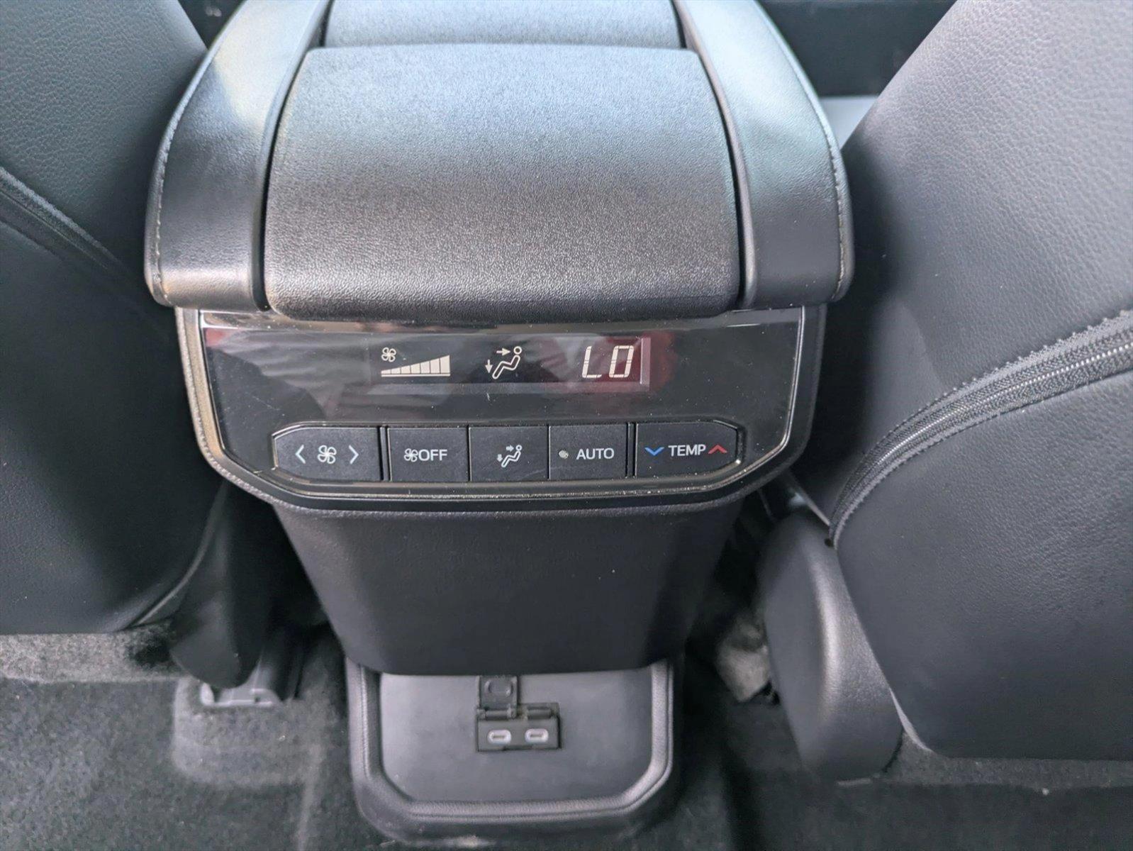 2023 Toyota Highlander Vehicle Photo in Winter Park, FL 32792