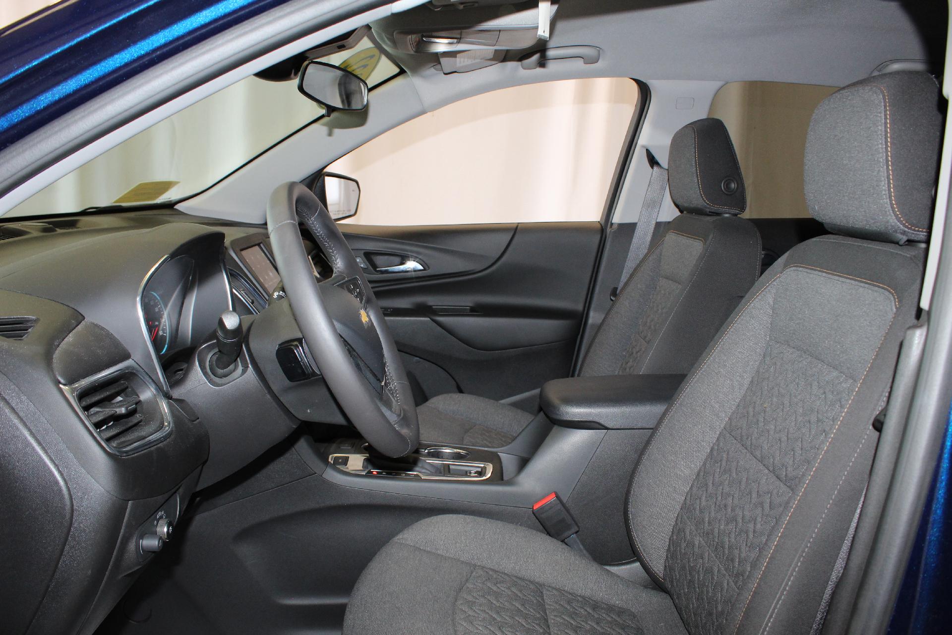 2022 Chevrolet Equinox Vehicle Photo in NORTHAMPTON, MA 01060-1120