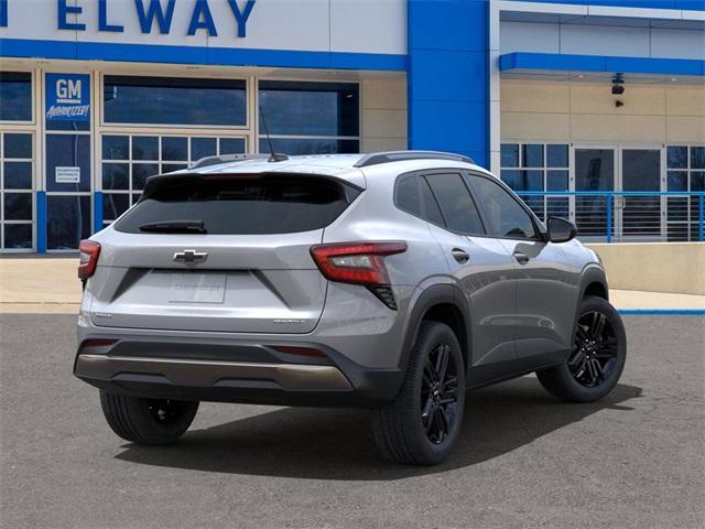 2025 Chevrolet Trax Vehicle Photo in ENGLEWOOD, CO 80113-6708