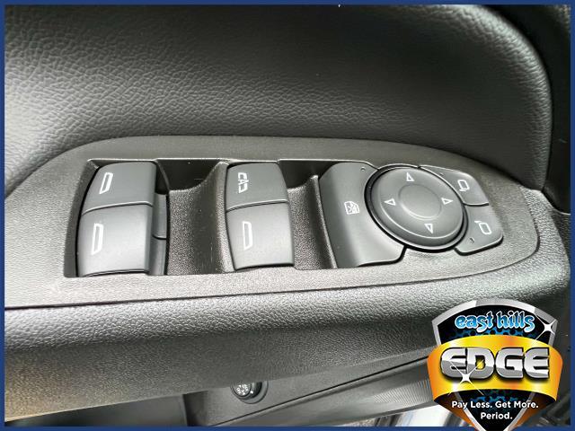 2022 Chevrolet Equinox Vehicle Photo in Roslyn, NY 11576
