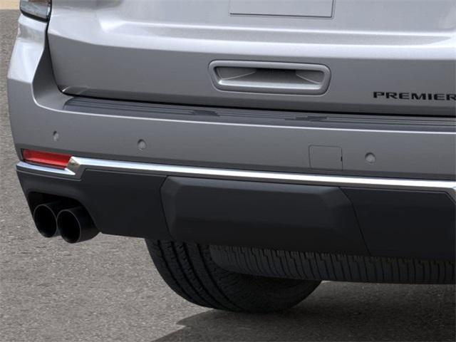 2025 Chevrolet Suburban Vehicle Photo in ENGLEWOOD, CO 80113-6708