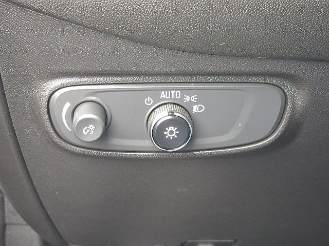 2022 Chevrolet Equinox Vehicle Photo in TREVOSE, PA 19053-4984