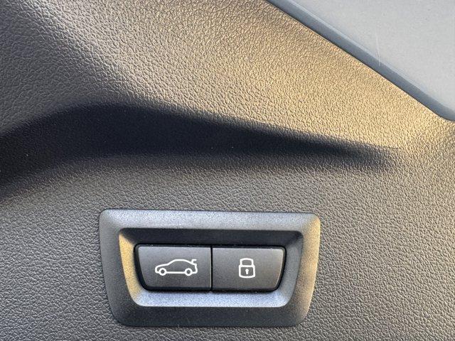 2025 BMW X5 M60i Vehicle Photo in LEOMINSTER, MA 01453-2952