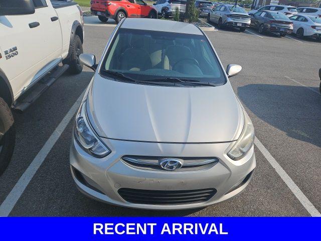 2016 Hyundai ACCENT Vehicle Photo in Merrillville, IN 46410