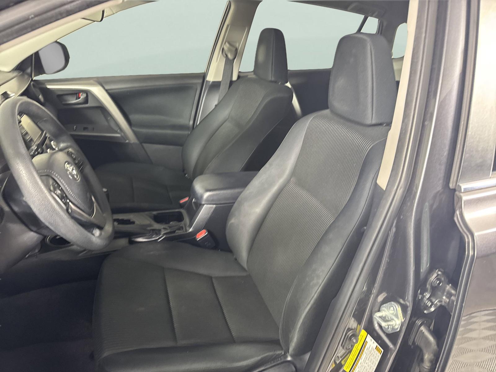 2017 Toyota RAV4 Vehicle Photo in Georgetown, TX 78626