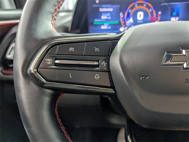 2024 Chevrolet Traverse Vehicle Photo in ENGLEWOOD, CO 80113-6708