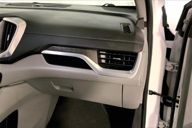 2024 GMC Terrain Vehicle Photo in Lees Summit, MO 64086