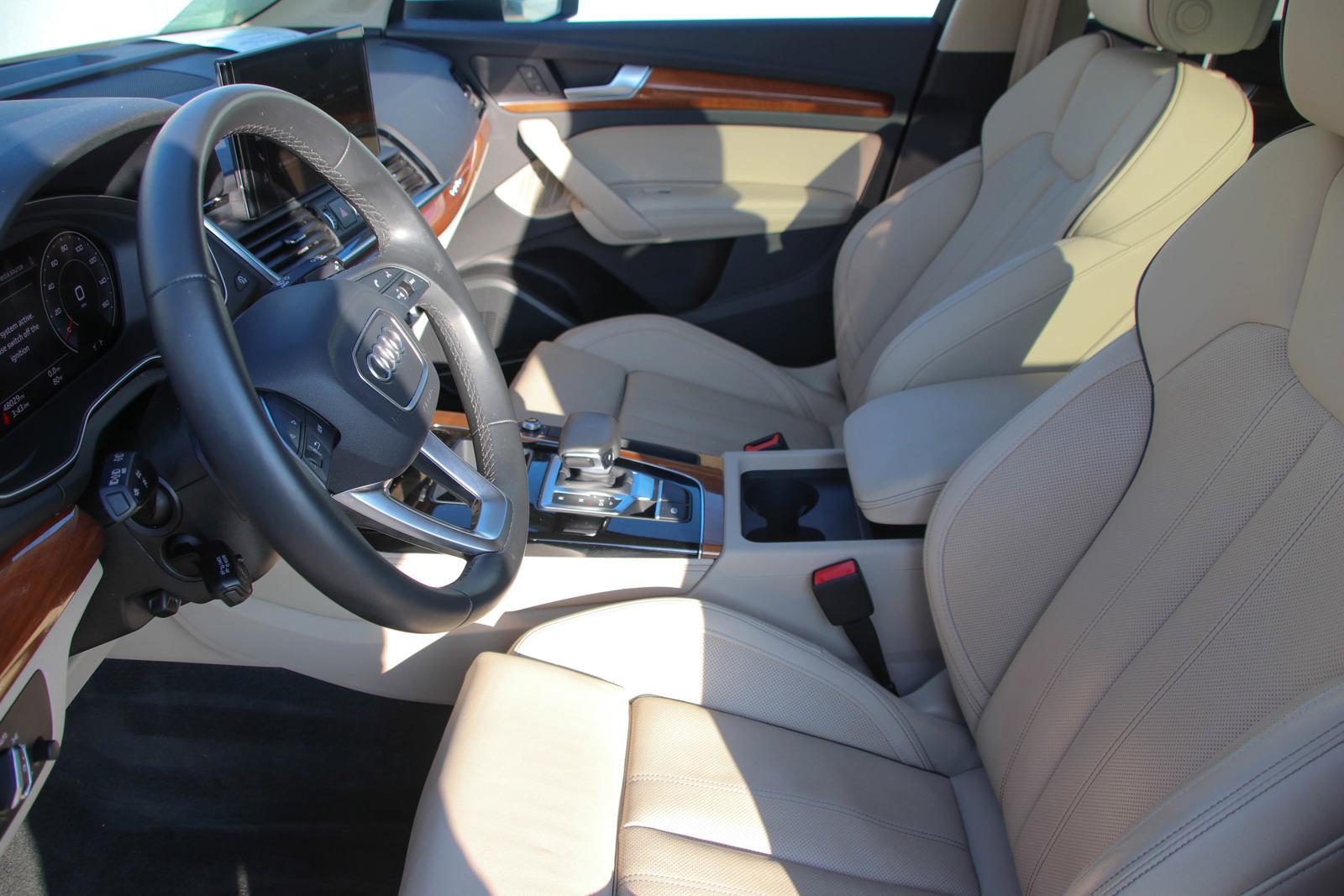 2023 Audi Q5 Vehicle Photo in SUGAR LAND, TX 77478