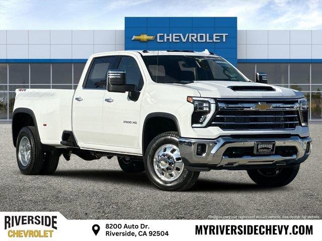 2025 Chevrolet Silverado 3500 HD Vehicle Photo in RIVERSIDE, CA 92504-4106