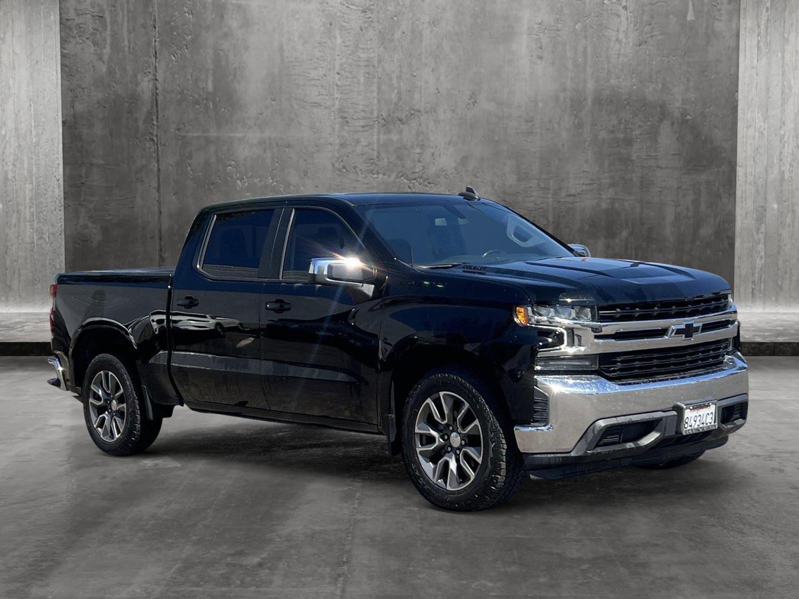 2021 Chevrolet Silverado 1500 Vehicle Photo in VALENCIA, CA 91355-1705