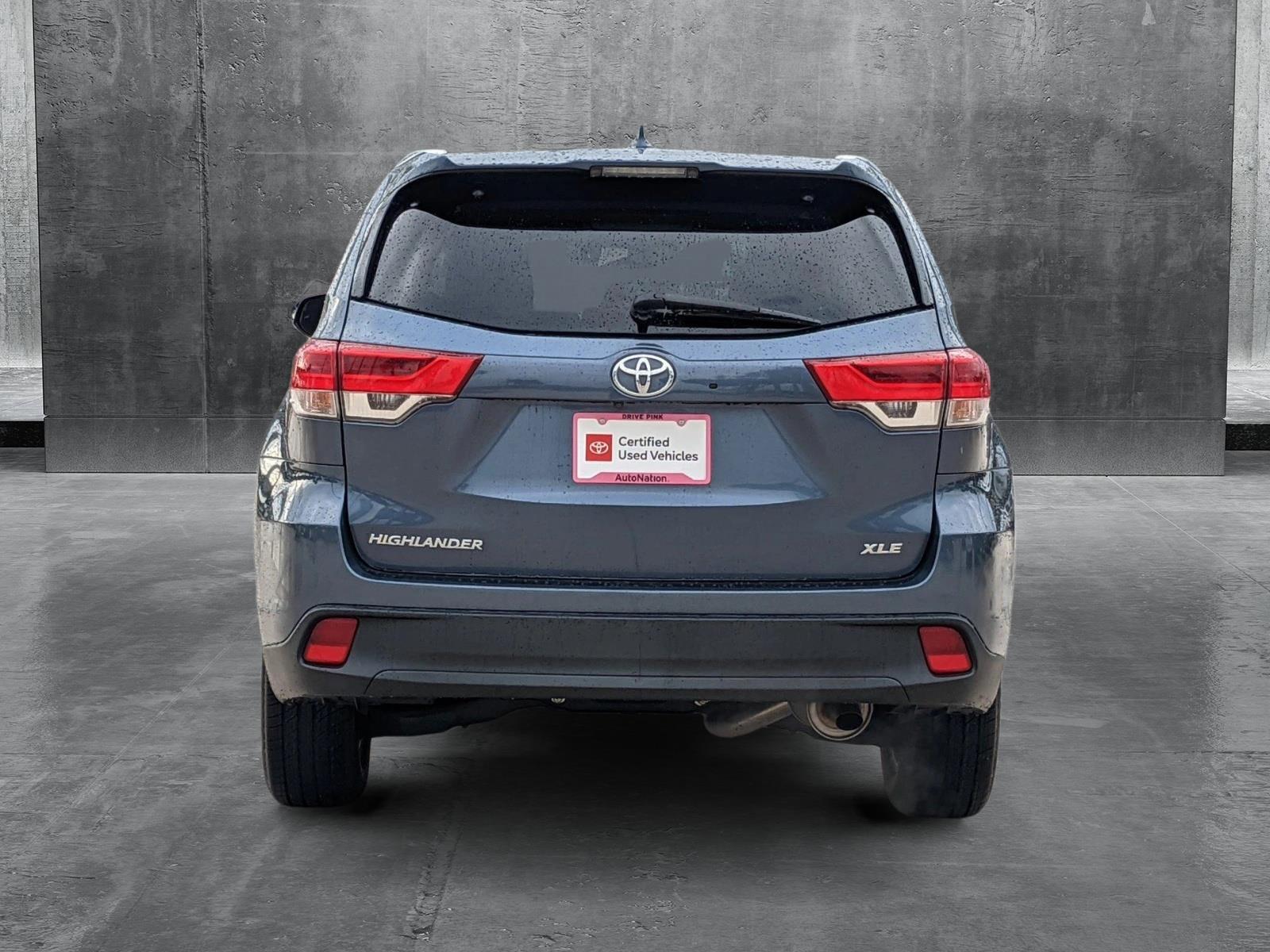 2019 Toyota Highlander Vehicle Photo in Davie, FL 33331