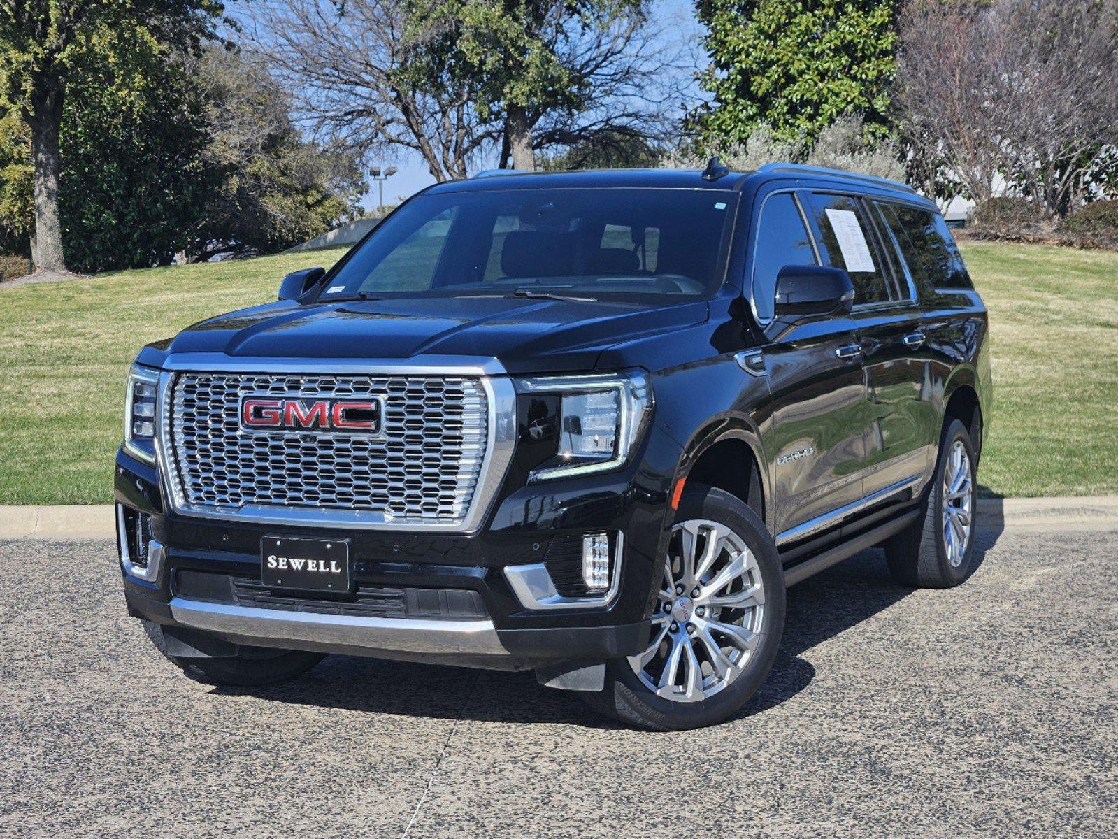 2023 GMC Yukon XL Vehicle Photo in Fort Worth, TX 76132