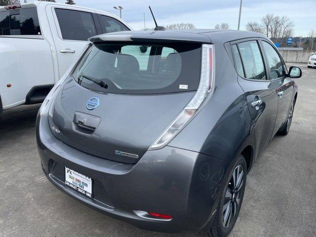 2017 Nissan LEAF Vehicle Photo in PUYALLUP, WA 98371-4149