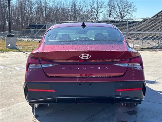 2025 Hyundai ELANTRA Vehicle Photo in Shiloh, IL 62269