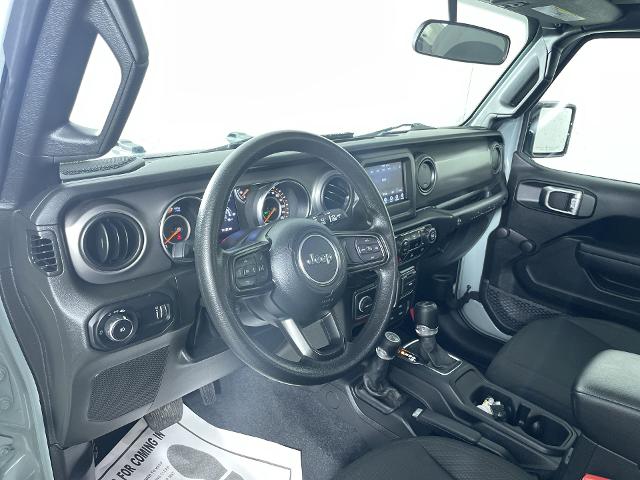 2023 Jeep Wrangler Vehicle Photo in GILBERT, AZ 85297-0402