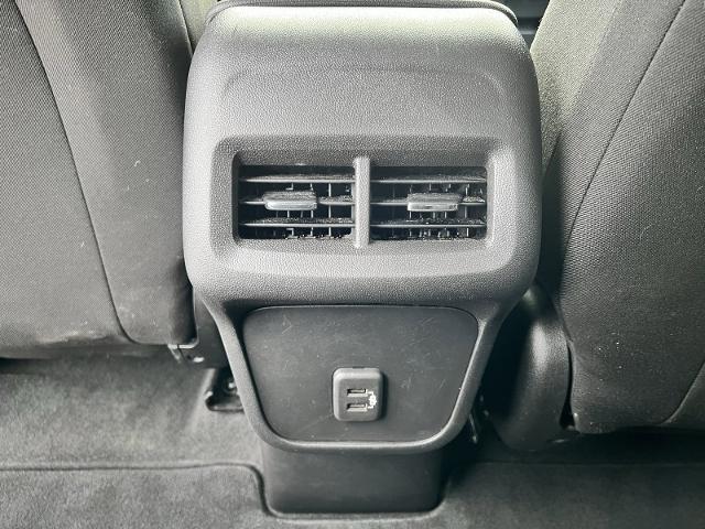 2022 Chevrolet Equinox Vehicle Photo in MASSENA, NY 13662-2255