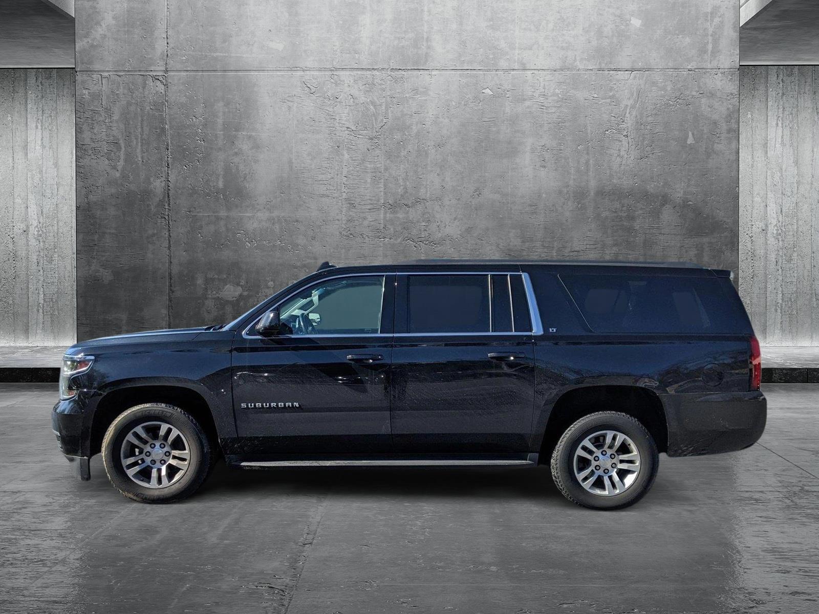 2018 Chevrolet Suburban Vehicle Photo in TIMONIUM, MD 21093-2300