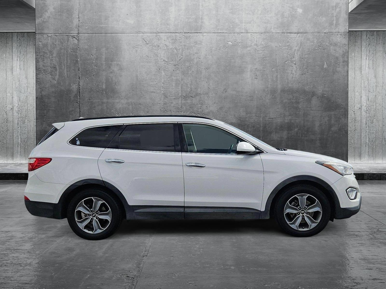 2016 Hyundai Santa Fe Vehicle Photo in GILBERT, AZ 85297-0446