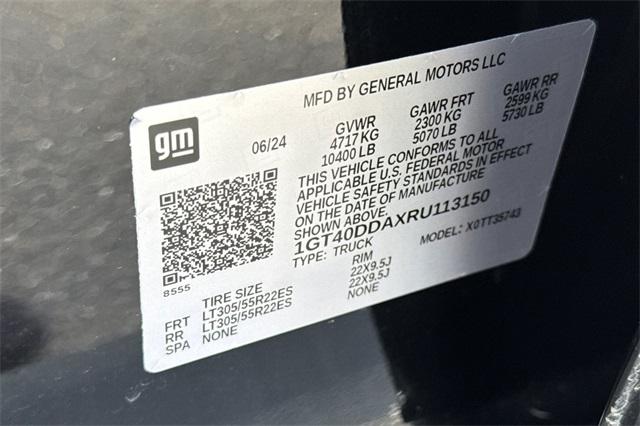 2024 GMC HUMMER EV Pickup Vehicle Photo in ELK GROVE, CA 95757-8703